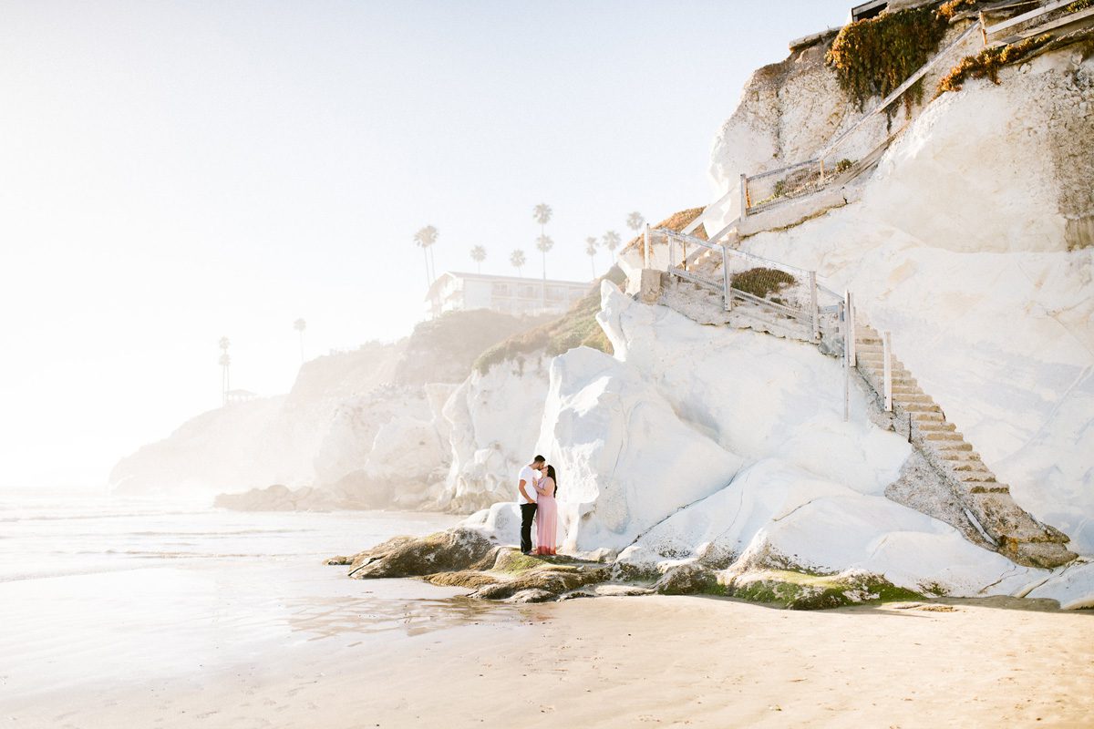 Engaged couple in Pismo Beach by Austyn Elizabeth Photography