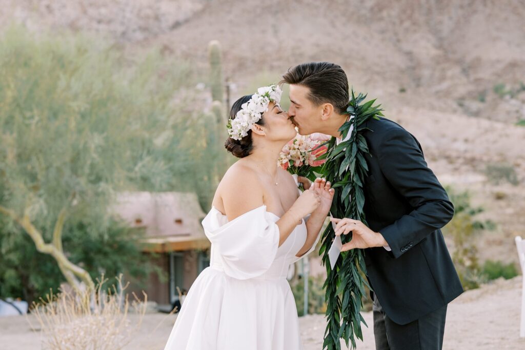Couple kiss at Villa Leche wedding by Palm Springs Wedding Photographer Austyn Elizabeth Photography