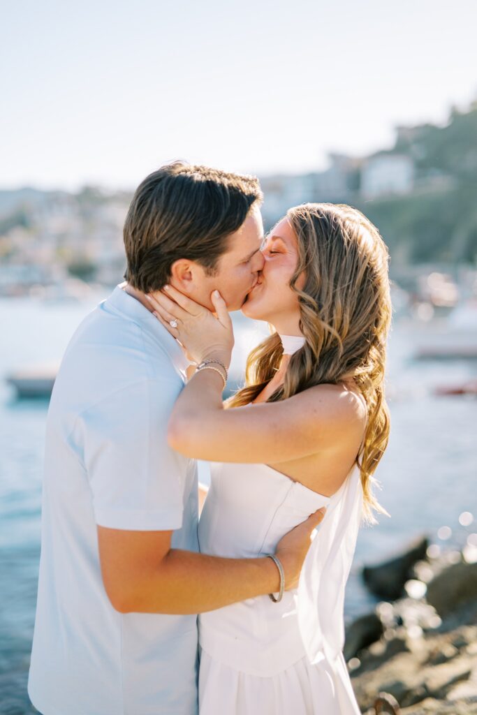 Couple kiss at Catalina Island after getting engaged photographed by Catalina Island Anniversary Photographer Austyn Elizabeth Photography